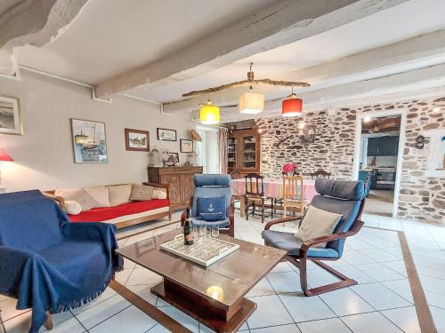 Holiday Home Les Agapanthes by Interhome in Plancoet