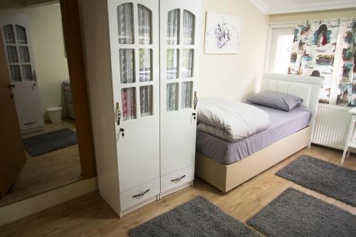  Istanbul Erasmus House, Pension in Istanbul