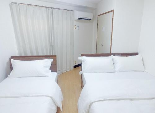 2F 3 minutes walk from Nishi-Oi Station, Shinagawa Ward, 4 stations available, surrounded by commercial streets, rich life, convenient transportation