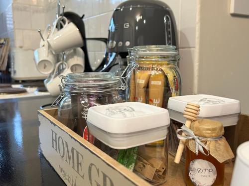 3 Bdrm home,pool, BBQ , fireplace Great for a weekend of fun or family retreat in 克羅伊登