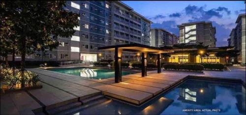 Skylake Staycation, Manila
