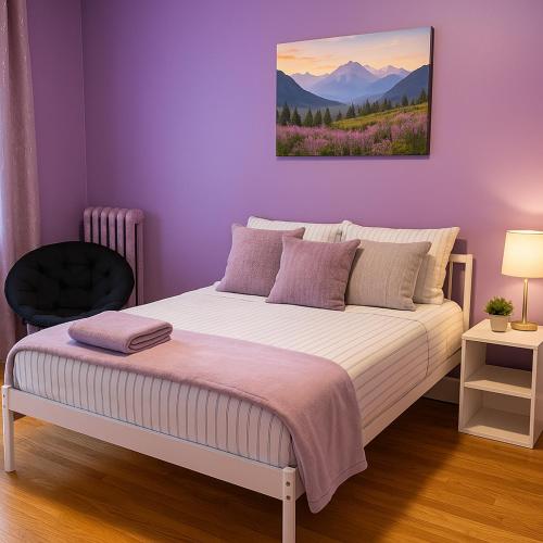 Lavender style Room in Geusthouse, New York (fotografie 7)