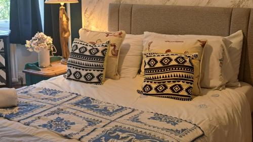 Putney West Hill, spacious with comfy bed Close to bus, London (photo 2)