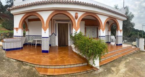 TrassierraRooms - Casa a 10 min de Córdoba 3 habitaciones piscina compartida, Córdoba