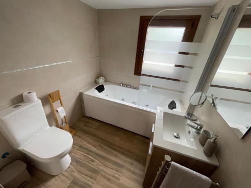 Vannas istaba, Apartamentos Rurales Casa Carloto in Cibuyo
