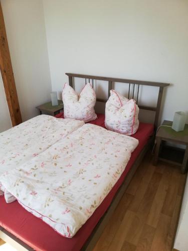 Schöne Ferienwohnung in der wunderschönen Oberlausitz (Schone Ferienwohnung in der wunderschonen Oberlausitz) in Ebersbach-Neugersdorf