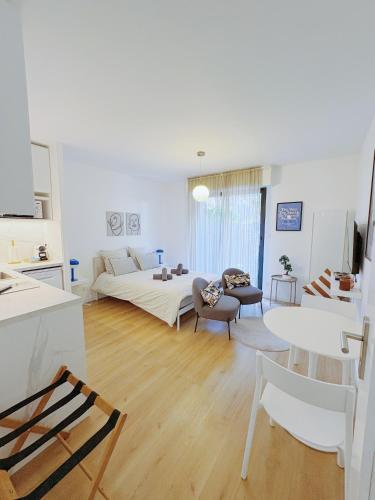 Le signature - Magnifique Studio tout confort au coeur de Strasbourg, Strasburgo