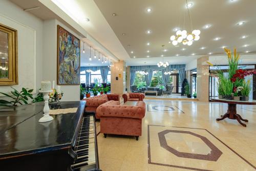 設施, 洛斯卡酒店 (Hotel Rusca) in 胡內多阿拉