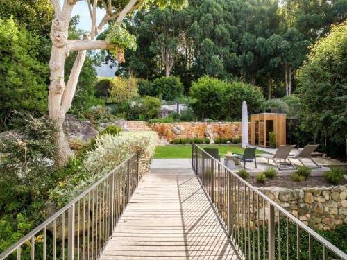 สวน, Luxury Forest Escape in Newlands near สวนพฤกศาสตร์แห่งชาติคีร์สเตนบอสช์