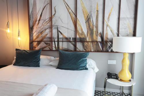 YOU & CO. Quart Boutique - image 10