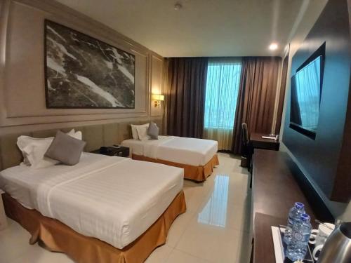 Grand Paragon Room Type - Executive Deluxe Twin City View