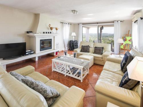 Villa Quinta Tropical - beautiful villa for 12 with private pool AC and Wifi - image 8