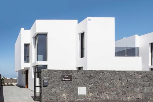 Modern Los Mojones Villa 3 Bedrooms All En-Suite Villa Berniente 2