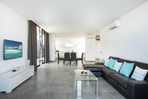 Modern Los Mojones Villa 3 Bedrooms All En-Suite Villa Berniente 5