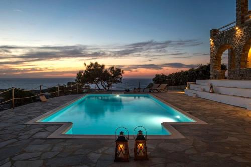 Platinum Paros Villa Ocyrhoe Iii Villa 4 Bedrooms Private Pool & Fantastic Sea Views Parikia