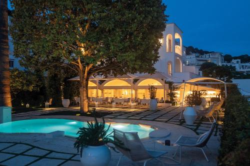Restaurant, Pazziella Garden & Suites in Capri
