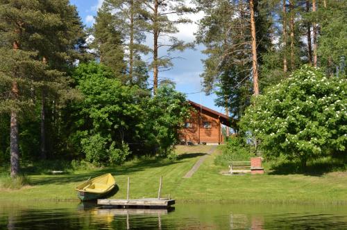 Two-Bedroom Cottage with Sauna