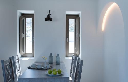 設施, Azar Villas Santorini Luxury Villa with Private Pool and Sea View in 帕納吉亞卡烏