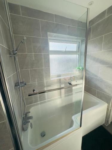 Cosy and Bright Stay Ipswich - Linstead