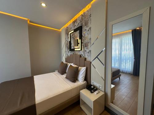 Single room, deluxe
