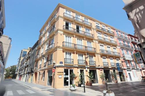 YOU & CO. Quart Boutique, Valencia (foto 4)