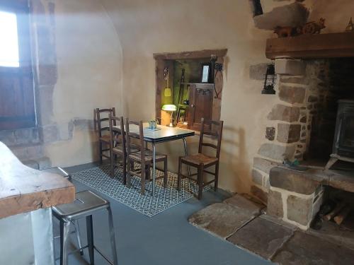 Iekārtas, Le Clou de Malte in Vezins-de-Levezou