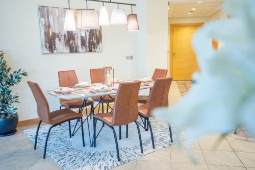 Premium 4BR Apt Pool Palm Beach Club Dubai, Дубай (фото 6)