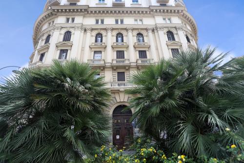 Piazza Bovio 22 Naples