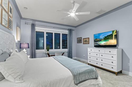 Four-Bedroom House image 5