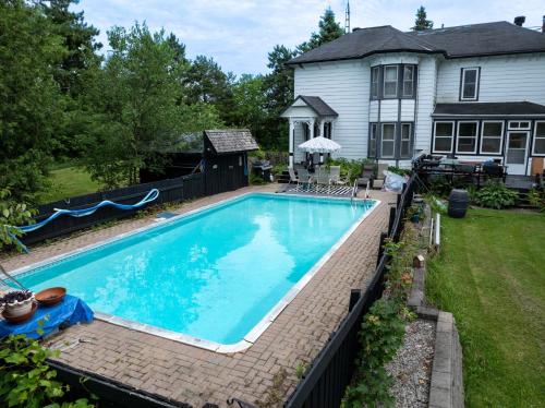 ทัศนียภาพภายนอกโรงแรม, Rideau lakes country home in บรอควิล (ON)