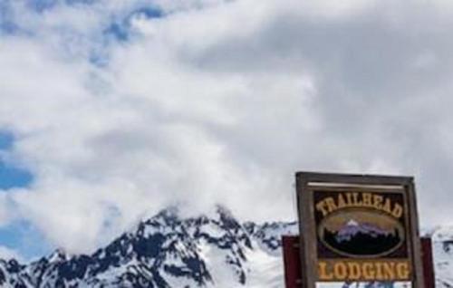 Trailhead Lodging - 숙소 외관