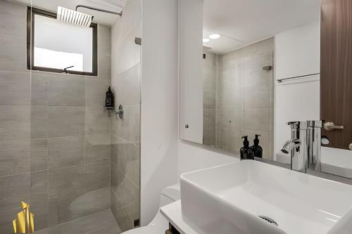 Ankara 501 - Modern Apt inside Provenza with AC, El Poblado (foto 8)