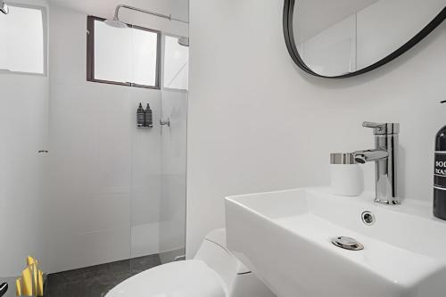 Ankara 701 - Contemporary clean loft/ Provenza, El Poblado (foto 7)