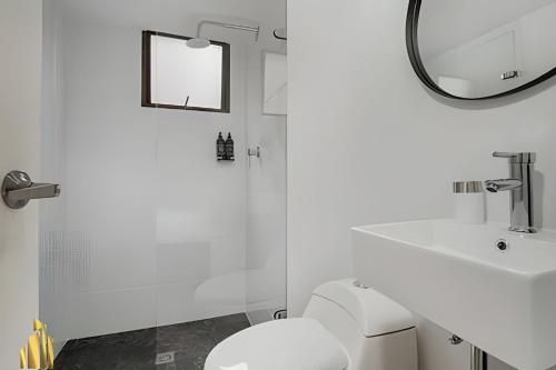 Ankara 701 - Contemporary clean loft/ Provenza, El Poblado (foto 8)
