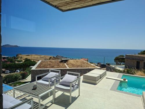 Villa la Vago in Mirina