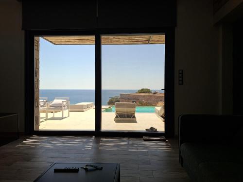 Villa la Vago in Mirina