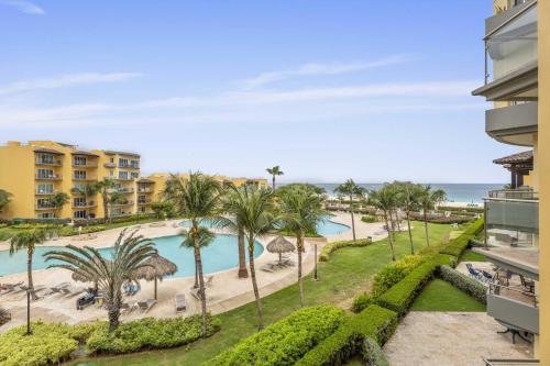 Beachfront - Precious Ruby 2BR condo - BC355, Палм-Игл-Бич (фото 2)