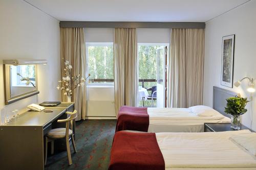 Dialog Hotel Ariston Lidingö - Tap to explore photos