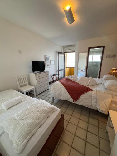 Standard Double Room image 9