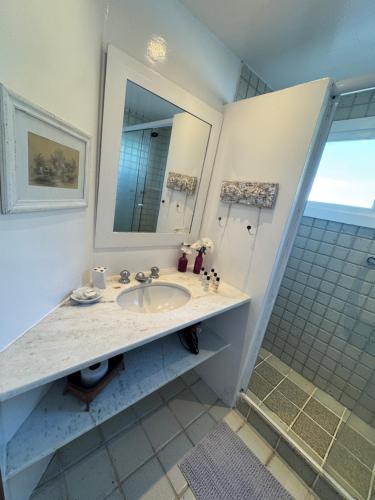 Standard Double Room image 7