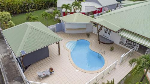 Instalações, La Paillotte in Berard