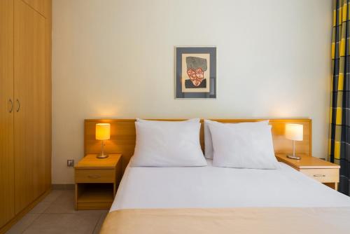 Standard Double Room image 7