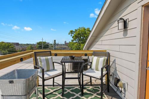 Exquisite Condo with Views in Trendy NuLu District - image 5