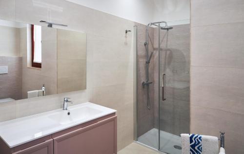 ฝักบัว, Casa Serenella in กลางเมืองออตรันโต