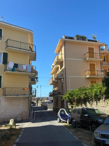 Da Fede al mare in Moneglia