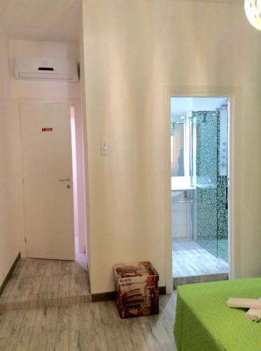 Like Family House - image 7