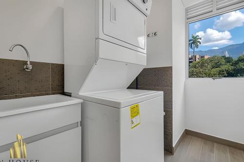 Campestre 704 - Sophisticated Apt with AC & gym