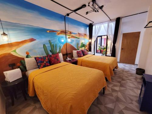 2 bedrooms, 5 beds