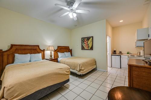 Bring Your Boat: Condo w/ Pool in Naples! in 大沼澤地市 (FL)
