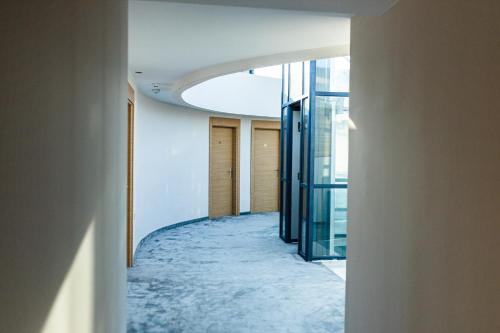 Riviera Blue Hotel - image 4